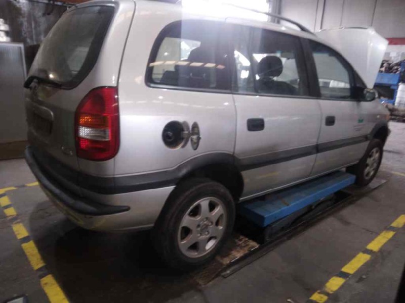 opel zafira a del año 2001