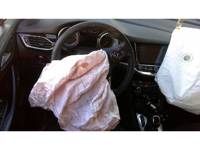 opel astra k sports tourer del año 2016