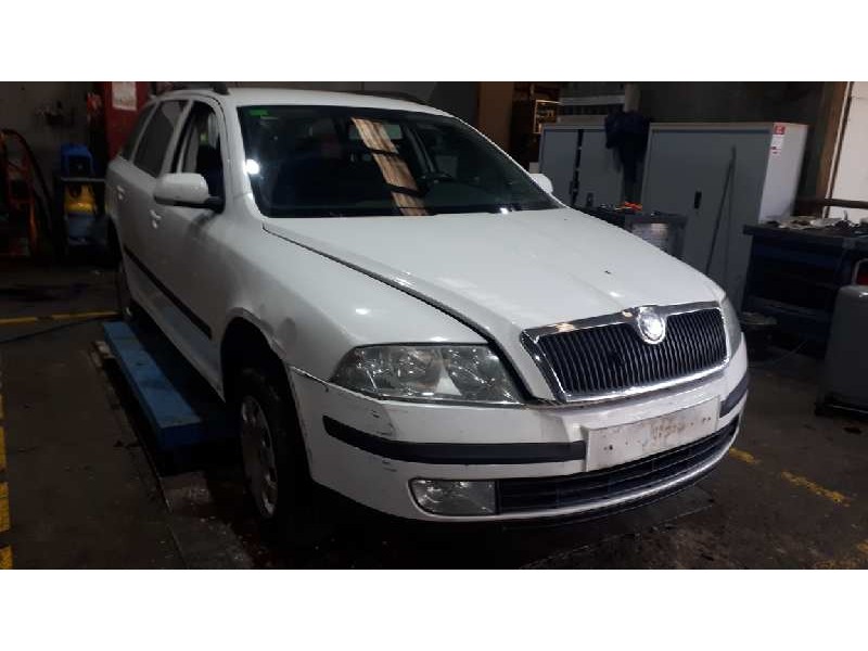 skoda octavia combi (1z5) del año 2006