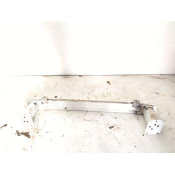 Recambio de refuerzo paragolpes delantero para opel vivaro c furgoneta (k0) 1.5 referencia OEM IAM 5617290 5596544 
