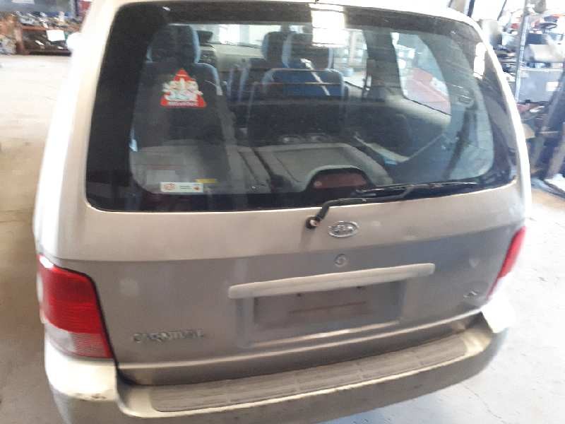 kia carnival ii del año 2002