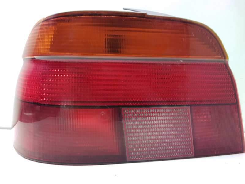 Recambio de piloto trasero izquierdo para bmw serie 5 berlina (e39) referencia OEM IAM 2VP00724001  