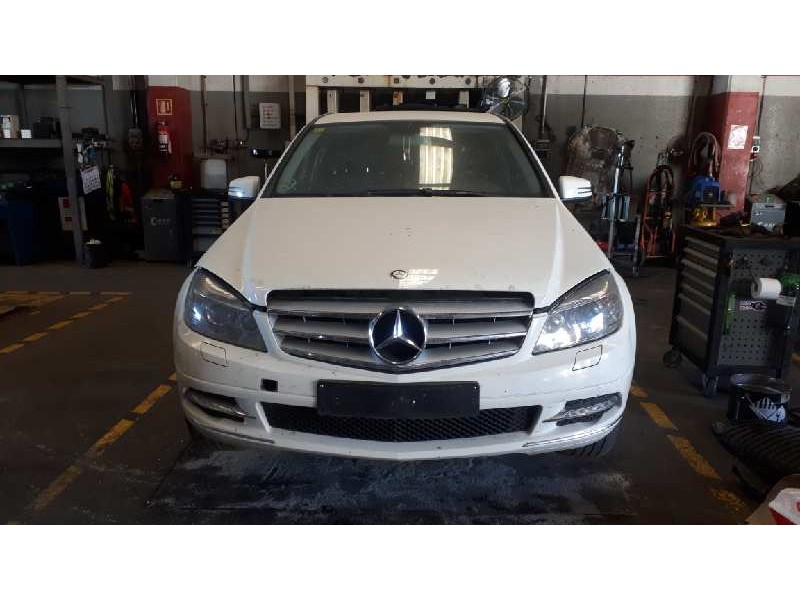 mercedes-benz clase c (w204) berlina del año 2010