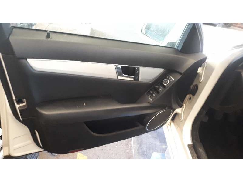 mercedes-benz clase c (w204) berlina del año 2010