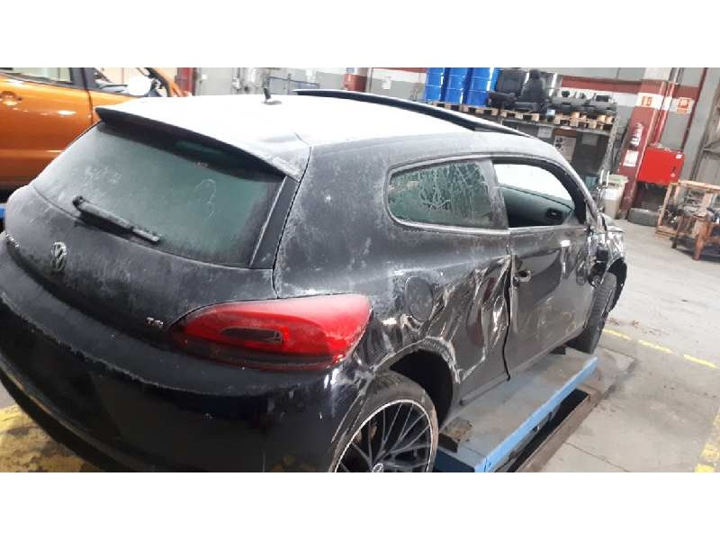 volkswagen scirocco (137) del año 2009