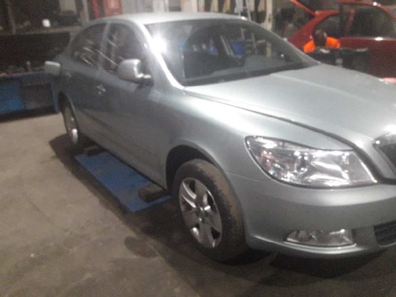 skoda octavia berlina (1z3) del año 2010