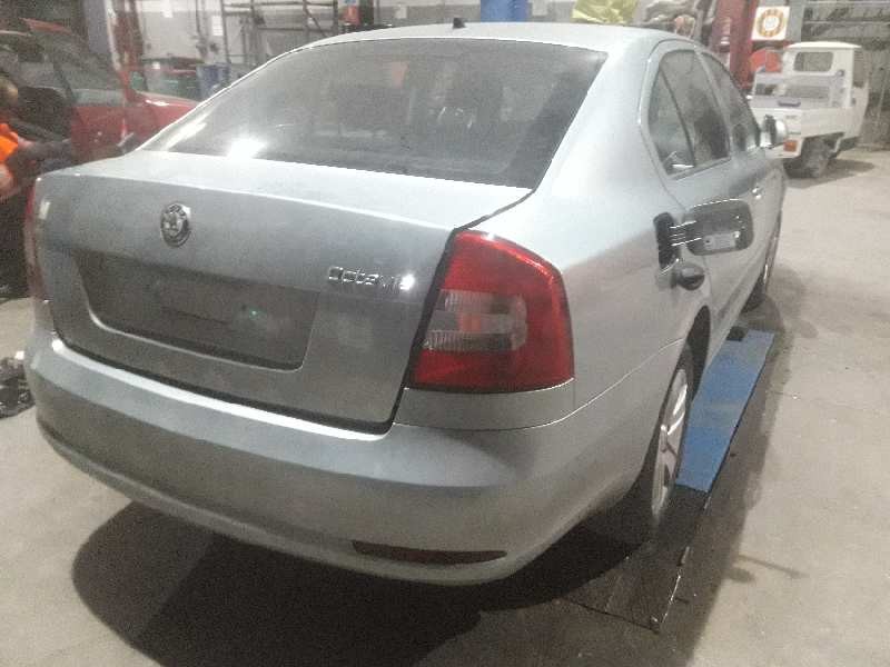 skoda octavia berlina (1z3) del año 2010