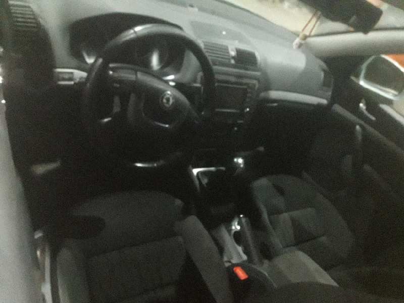 skoda octavia berlina (1z3) del año 2010