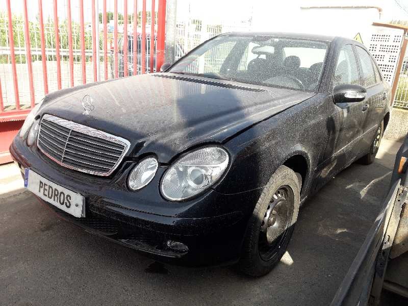 mercedes-benz clase e (w211) berlina del año 2011