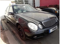 mercedes-benz clase e (w211) berlina del año 2011 2