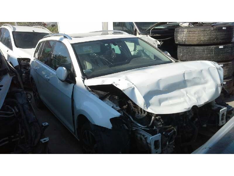 volkswagen golf vii sportsvan del año 2014