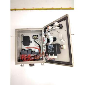 Recambio de unidad de control para iveco 100e 150e24 referencia OEM IAM 99484737 0331801300 IVSP500368823
