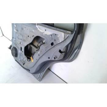 Recambio de puerta trasera derecha para daewoo evanda cdx referencia OEM IAM 96483848  