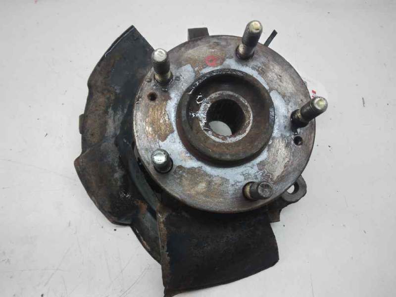 Recambio de mangueta delantera derecha para hyundai tucson (jm) 2.0 crdi comfort referencia OEM IAM 517162E100  