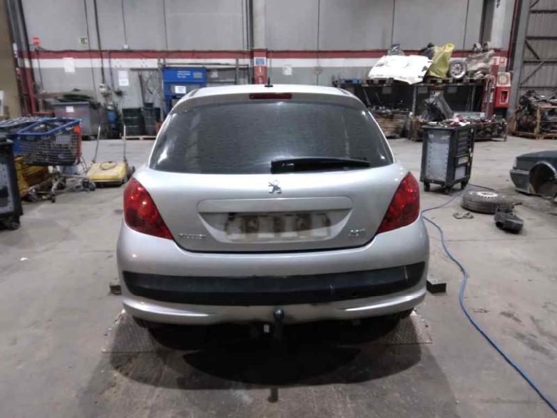peugeot 207 del año 2006