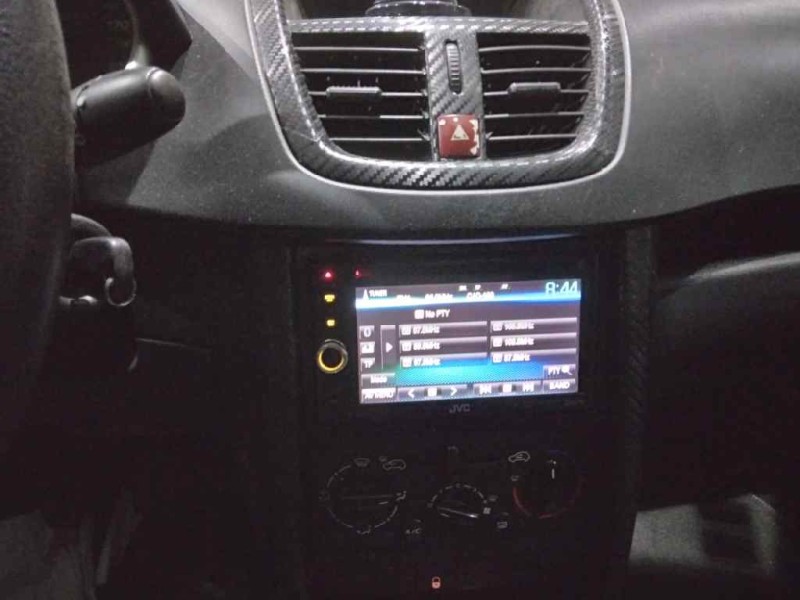 peugeot 207 del año 2006