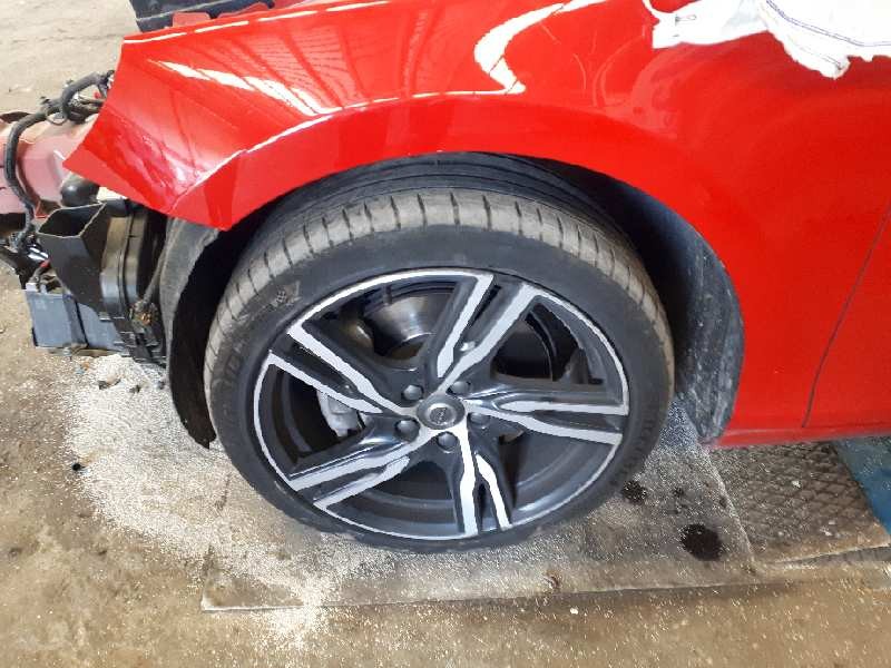 volvo v40 del año 2017