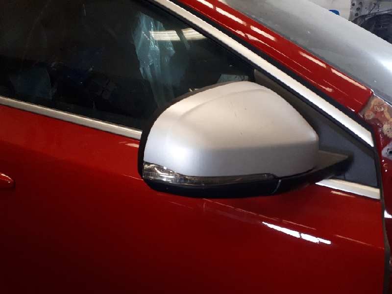 volvo v40 del año 2017