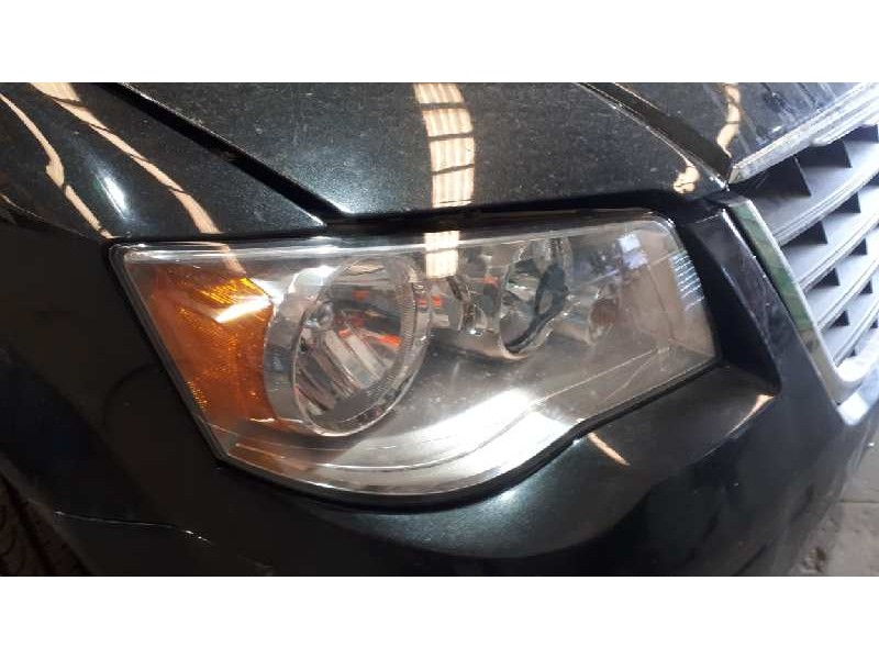 chrysler grand voyager del año 2009