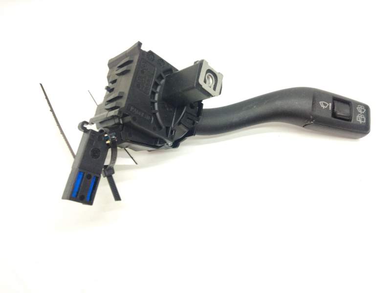 Recambio de mando limpia para audi a3 (8p) 2.0 tdi ambition referencia OEM IAM 8P0954519  
