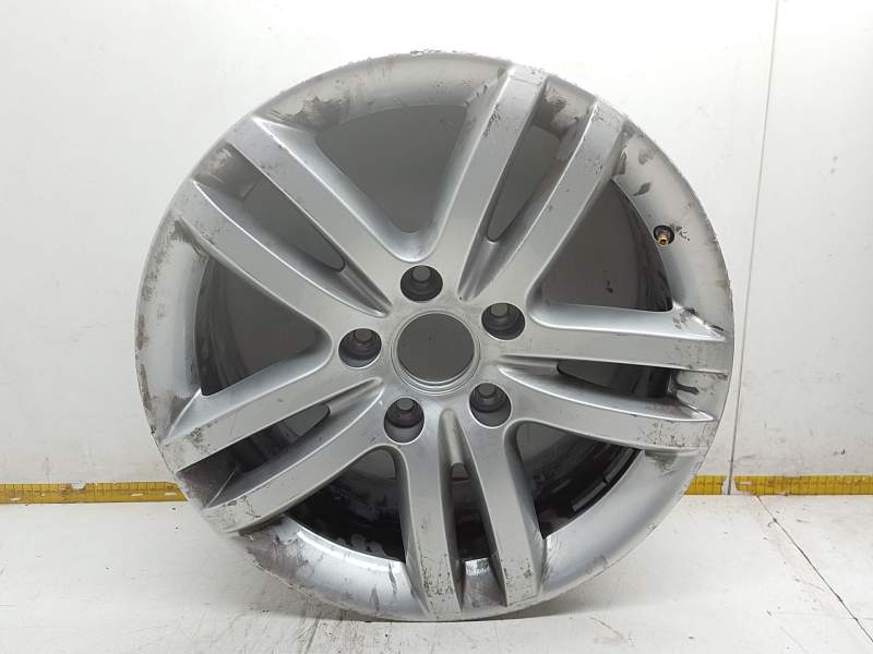 Recambio de llanta aluminio para audi a6 c6 (4f2) 3.0 tdi quattro referencia OEM IAM 4L0601025B  
