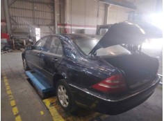 mercedes-benz clase s (w220) berlina del año 2001 2