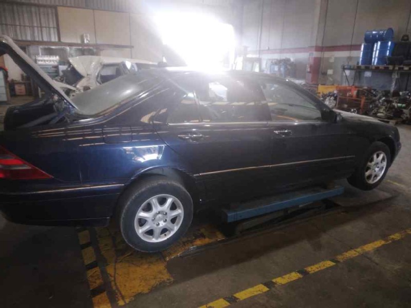 mercedes-benz clase s (w220) berlina del año 2001
