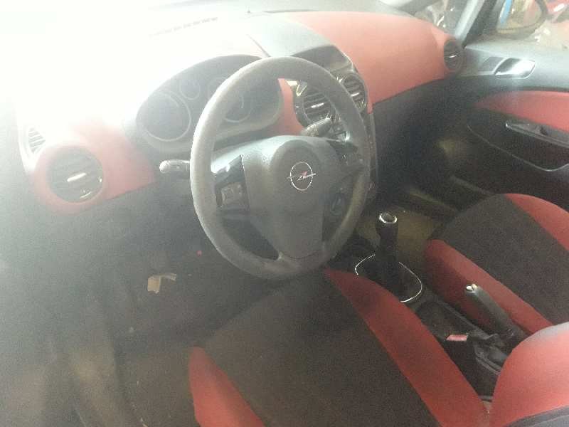 opel corsa d del año 2007