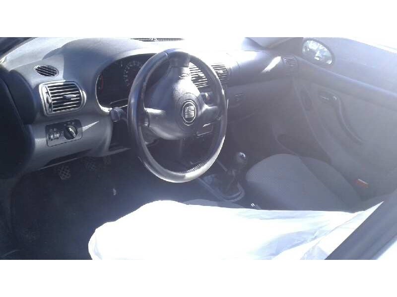 seat toledo (1m2) del año 2003