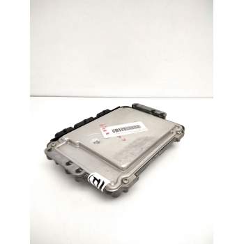 Recambio de centralita motor uce para renault megane ii classic berlina dynamique referencia OEM IAM 0281011776 8200391966 82003