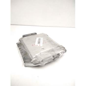 Recambio de centralita motor uce para renault megane ii classic berlina dynamique referencia OEM IAM 0281011776 8200391966 82003