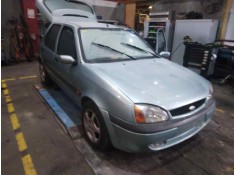 ford fiesta berlina (dx) del año 2001 2