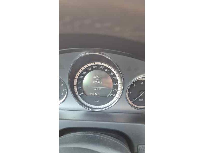 mercedes-benz clase clk (w207) coupe del año 2009