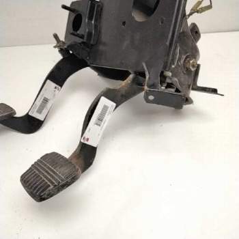 Recambio de pedal freno para nissan vanette (c 220) 2.0 diesel referencia OEM IAM   115100