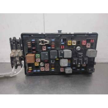Recambio de caja fusibles para opel insignia berlina cosmo referencia OEM IAM 544949969  