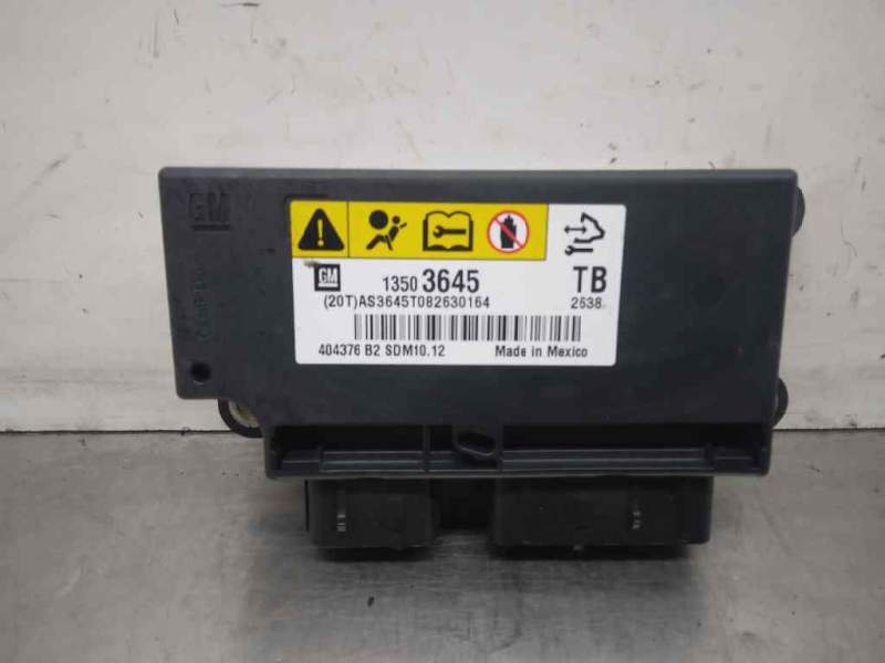 Recambio de centralita airbag para opel insignia berlina cosmo referencia OEM IAM 13503645 404376B2SDM1012 AS3645T082630164