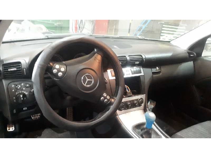 mercedes-benz clase c (w203) sportcoupe del año 2006
