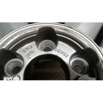 Recambio de llanta aluminio para renault megane iii berlina 5 p referencia OEM IAM 16 5 TORNILLOS  