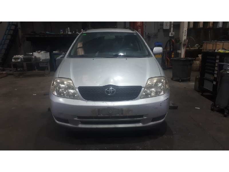 toyota corolla (e12) del año 2002