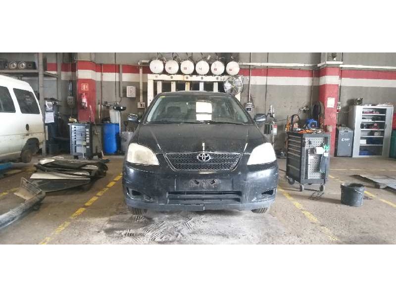 toyota corolla (e12) del año 2004