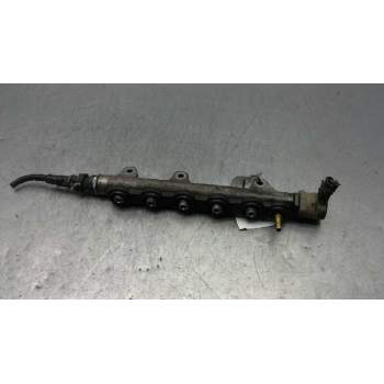 Recambio de rampa inyectora para renault espace iv (jk0) dynamique referencia OEM IAM 8200661279  