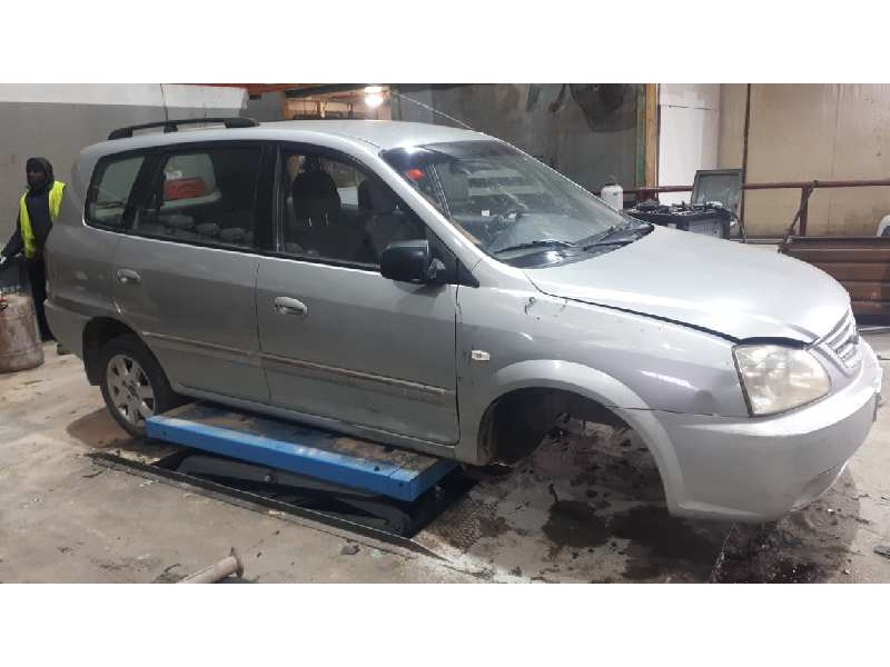 kia carens del año 2003