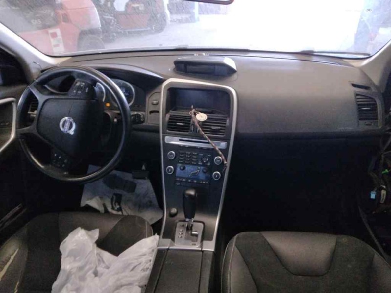 volvo xc60 del año 2010