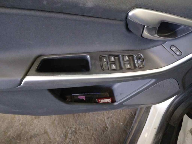 volvo xc60 del año 2010