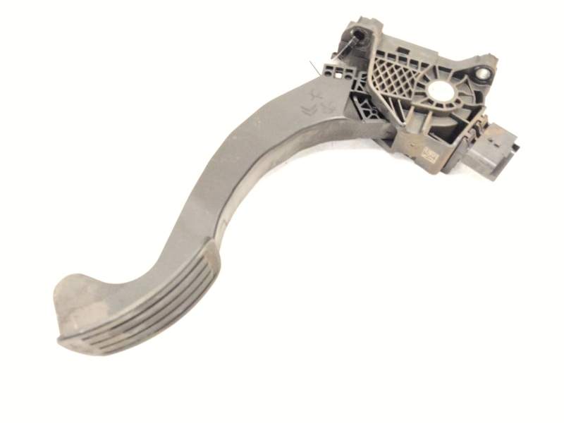 Recambio de pedal acelerador para opel vivaro c furgoneta (k0) 1.5 referencia OEM IAM 9839353480  