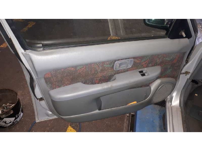 nissan micra (k11) del año 2000