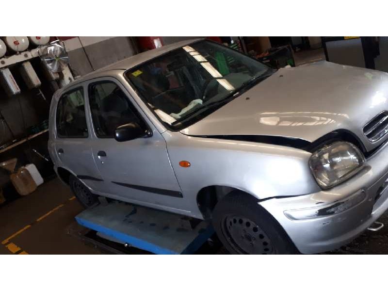 nissan micra (k11) del año 2000