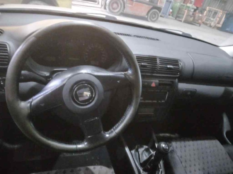 seat leon (1m1) del año 2000