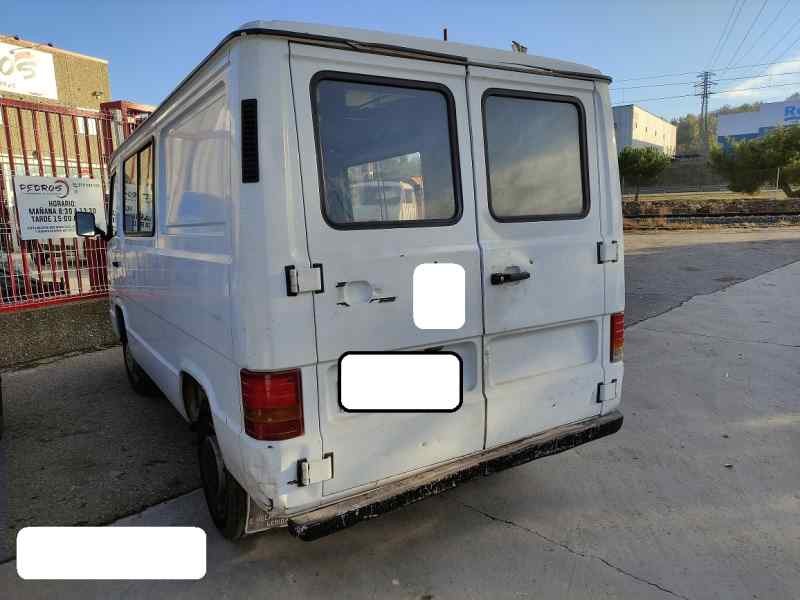 mercedes-benz mb 100 d caja cerrada / combi del año 1989