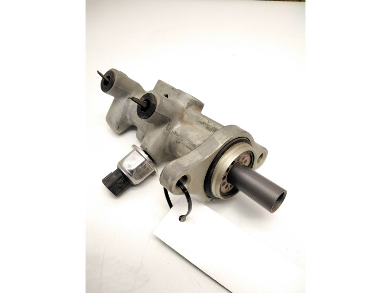 Recambio de bomba freno para nissan navara np300 (d40) 2.5 dci referencia OEM IAM W3234JT8 M662654 